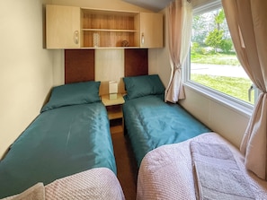 3 bedrooms, free WiFi, bed sheets