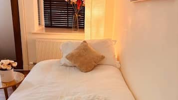 2 bedrooms, in-room safe, free WiFi, bed sheets