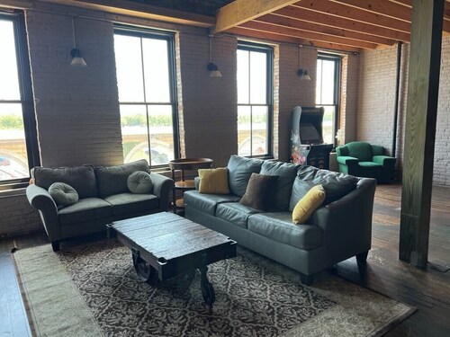 River view apartment in historic downtown Cape Girardeau