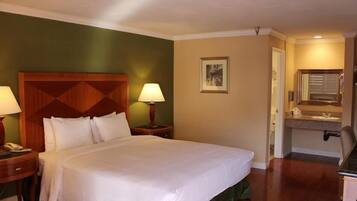 Habitació estàndard, 1 llit de matrimoni gran | Planxa i posts de planxar, wifi gratuïta i roba de llit