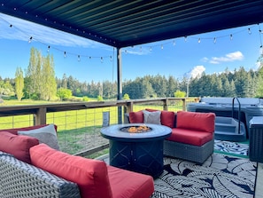 Terrace/patio - The Cottage on the Farm (Ladysmith)