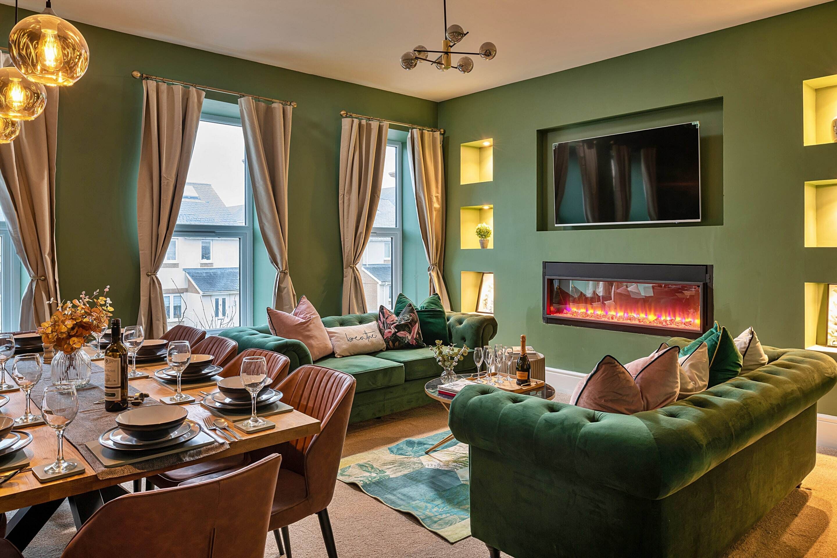 Apartment | Dining