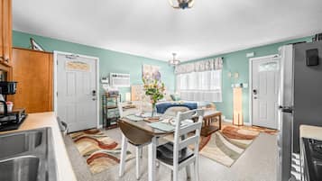 1 bedroom, WiFi, bed sheets, wheelchair access
