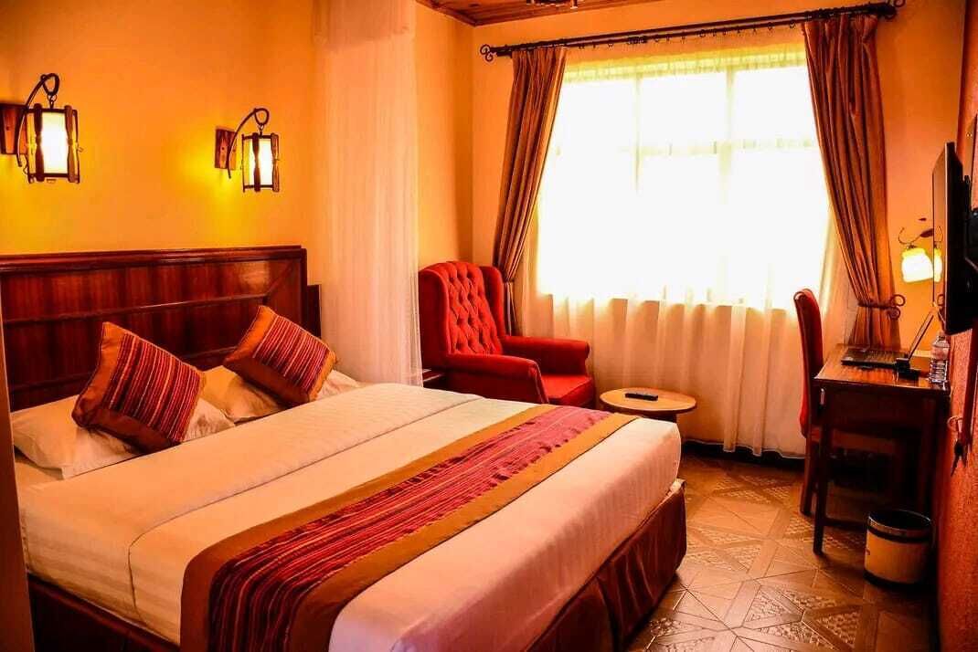 Deluxe Double Room, City View | Desk, laptop workspace, soundproofing, free WiFi