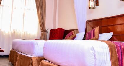 Seasons Airport Hotel