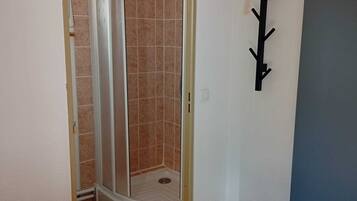 3 bedrooms