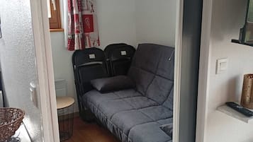 TV, books