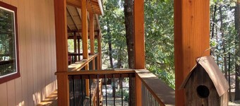 Charming 4-bedroom cabin with WiFi, AC, 5 miles from Pinecrest Lake/Dodge Ridge