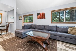 TV, fireplace - Steps Away from Bear Mtn-Close to Zoo/Trails/Views (Big Bear Lake)