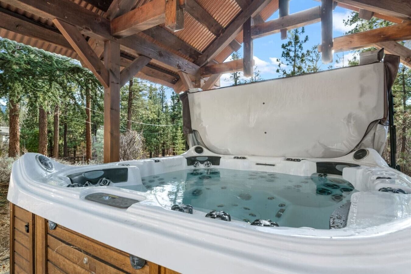 Bain à remous extérieur