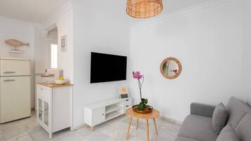 TV