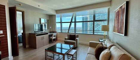 Télévision, espaces bureaux