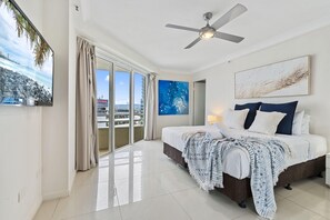 2 bedrooms, in-room safe, iron/ironing board, free WiFi