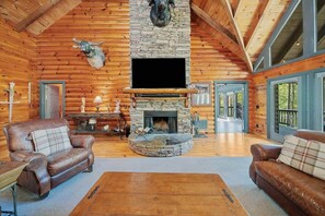 Smart TV, chimenea