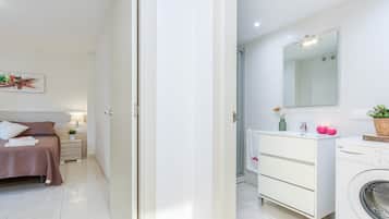 Apartment | Bathroom