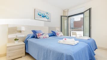 Departamento | 2 habitaciones y tabla de planchar con plancha