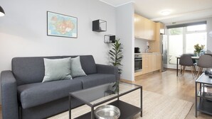 Unclassified image, 5 of 31, button - Thomsen Residence Suites (Reykjavik)