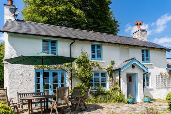 Exterior - Charming Holiday Cottage in Wirthypool, No Deposit (Minehead)