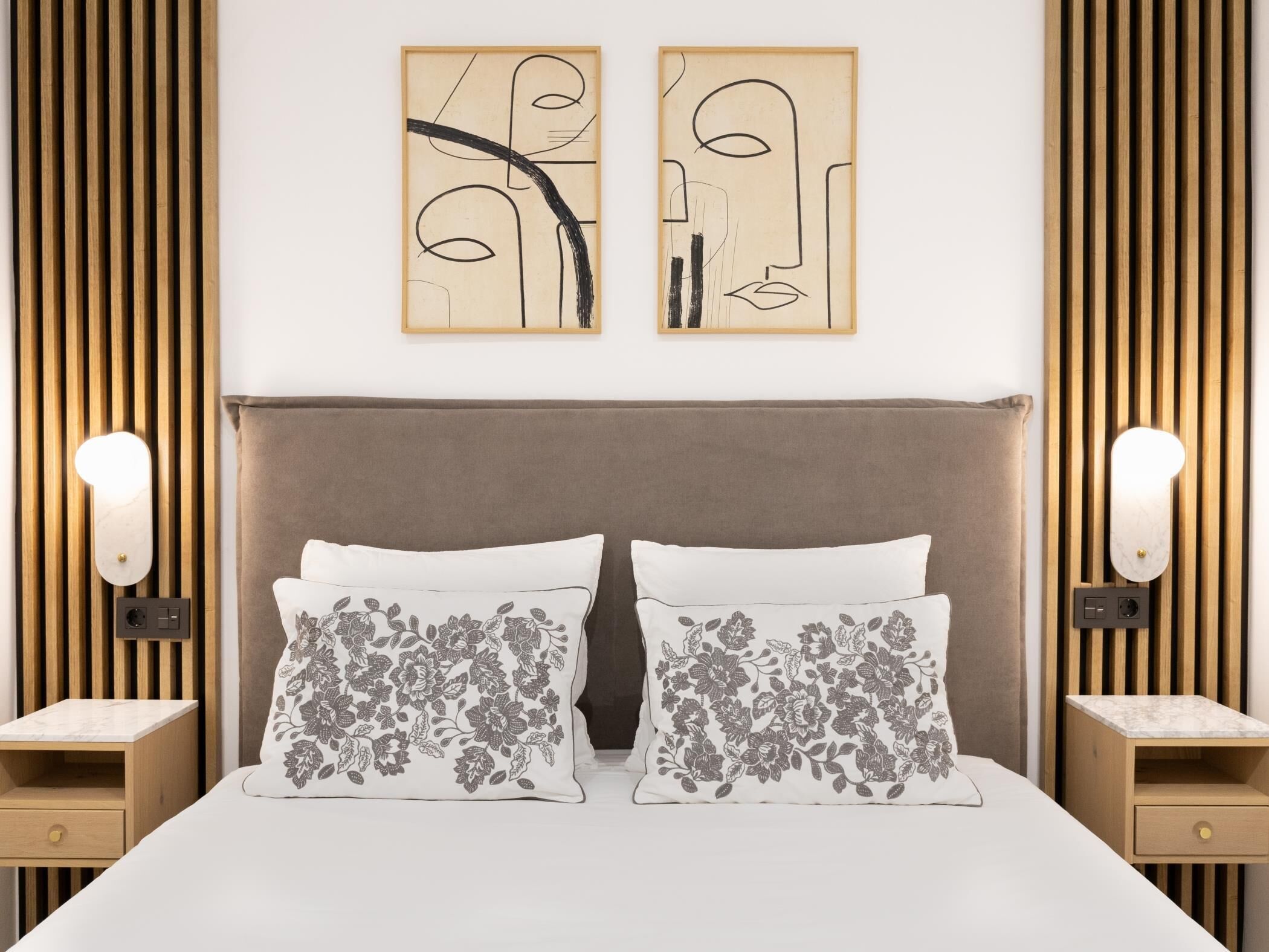 1 chambre, fer et planche à repasser, accès Internet, draps fournis