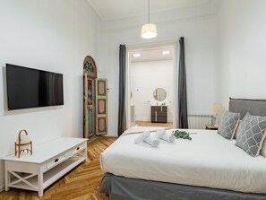 4 chambres, fer et planche à repasser, accès Internet, draps fournis