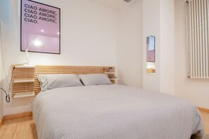 1 dormitori, wifi i roba de llit