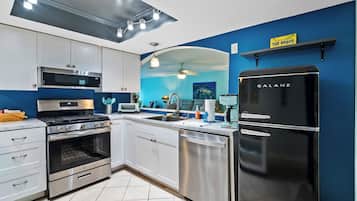 Fridge, microwave, oven, dishwasher