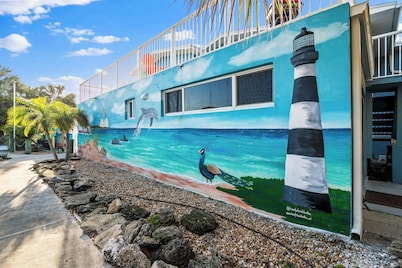 Cape Canaveral, 2nd Story, 3 Bedroom, 2 Bathroom, Rooftop Deck, near Beach