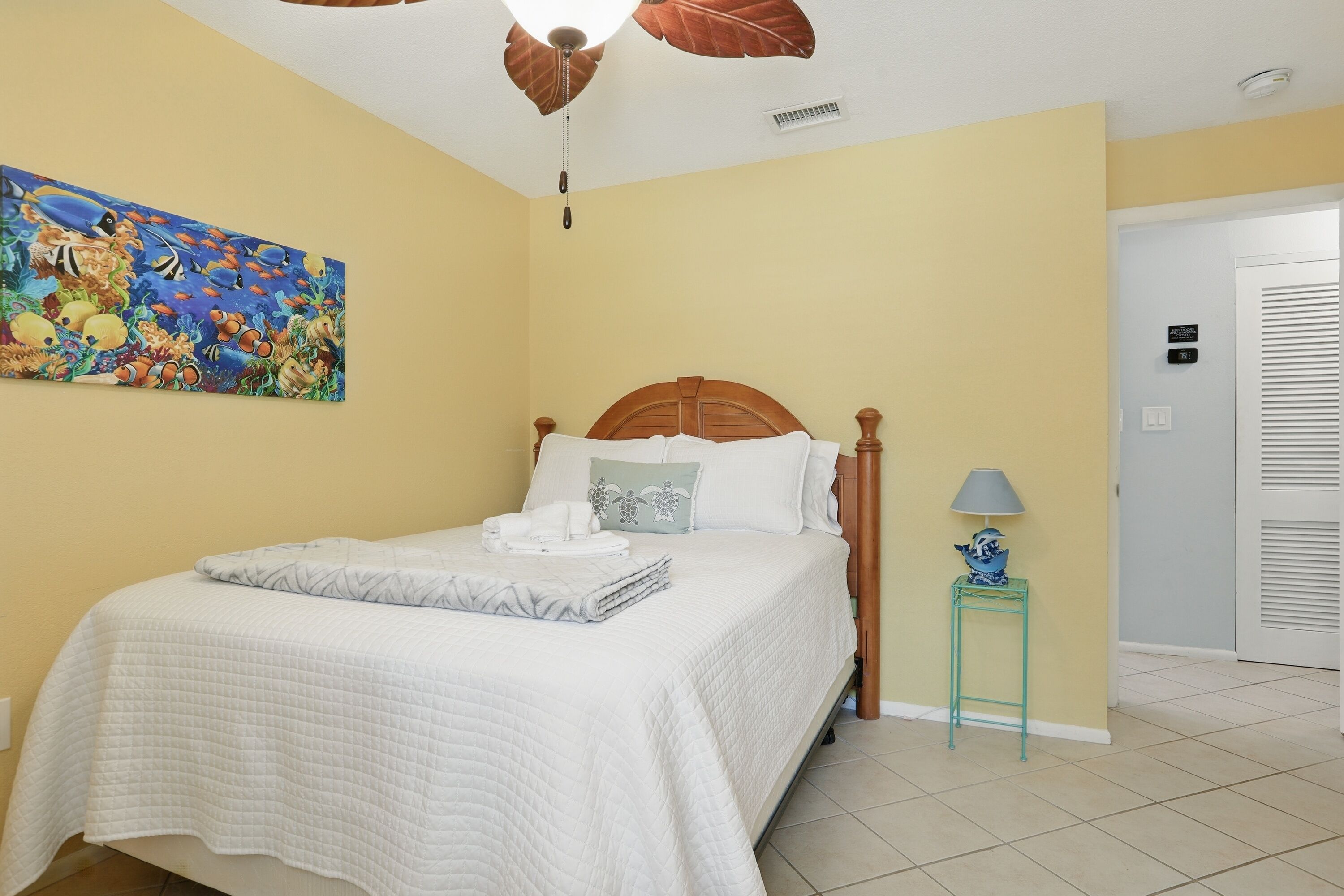 3 bedrooms, iron/ironing board, free WiFi, bed sheets