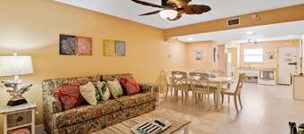 Cape Canaveral 2 Bedroom with Office near the Beach