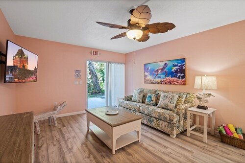 Cape Canaveral 2 Bedroom with Office near the Beach