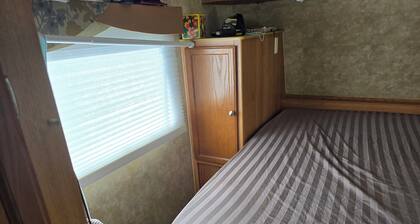 Cozy RV in Tranquil Fort Pierce with AC