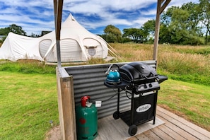 Chalet | Garden - Bell Tent in North Devon Near Stunning Beaches (Ilfracombe)