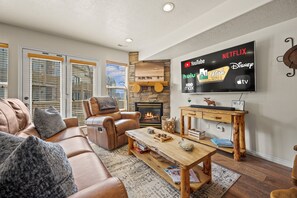 Smart TV, fireplace, table football, ping pong