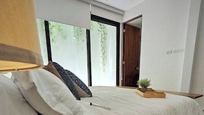 Apartment, 2 Bedrooms, Accessible, Smoking