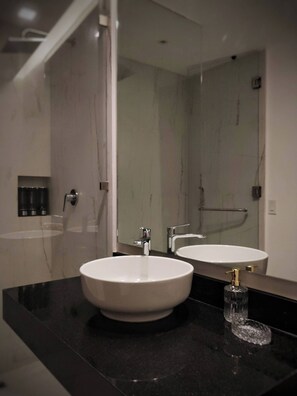 Apartment, 2 Schlafzimmer, barrierefrei, Raucher | Badezimmer