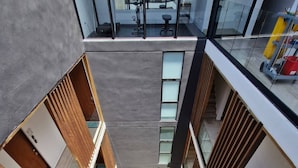 Apartment, 2 Bedrooms, Accessible, Smoking | Interior
