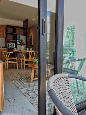 Apartment, 2 Bedrooms, Accessible, Smoking | Dining