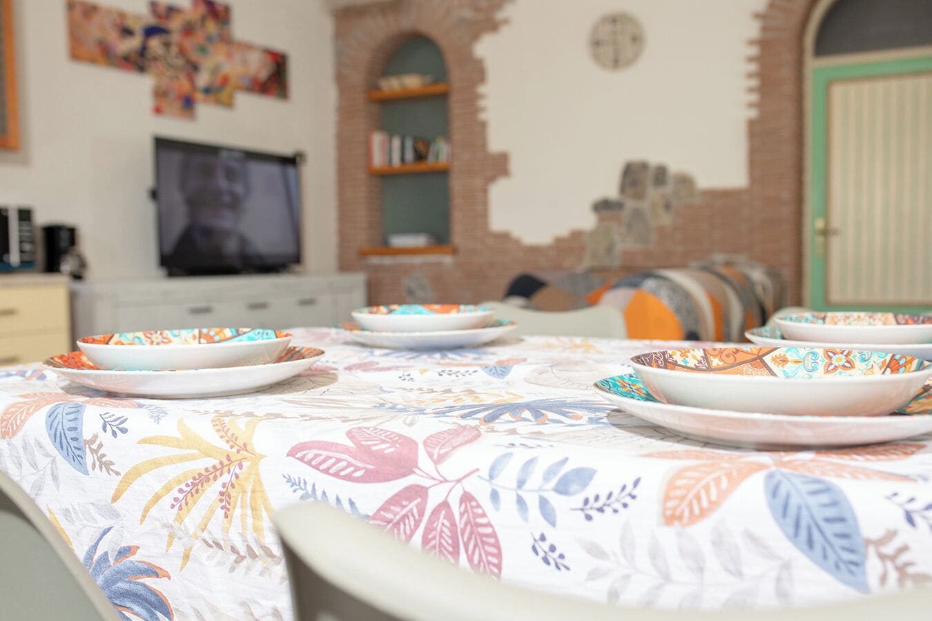 家庭公寓, 庭院景观 | 私人厨房 | 大冰箱、微波炉、烤箱、炉灶