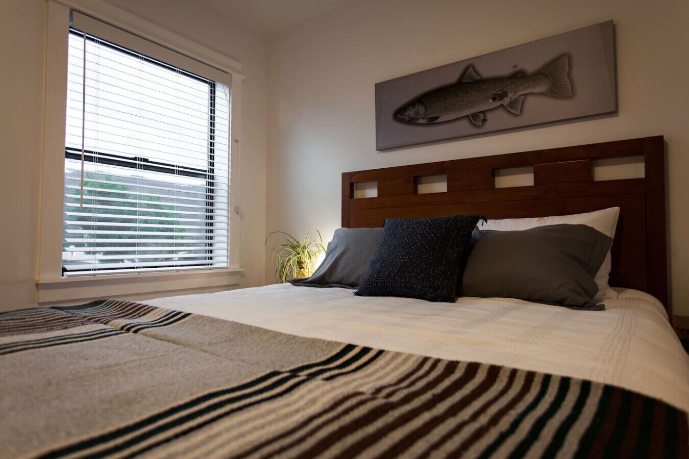 1 bedroom, desk, iron/ironing board, WiFi