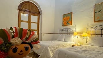 Deluxe Double Room | In-room safe, desk, soundproofing, iron/ironing board