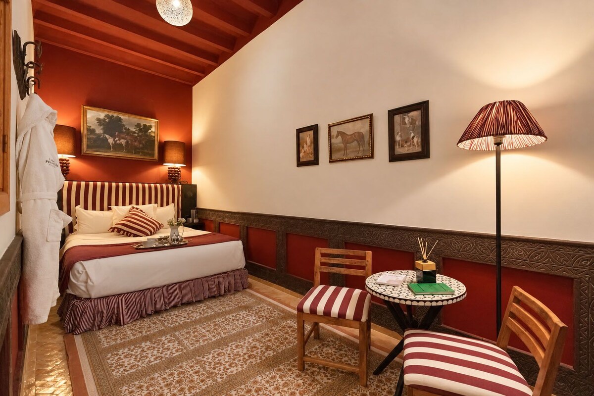 Economy Double Room, Ensuite (Pacha) | Premium bedding, in-room safe, cribs (free), WiFi (free)