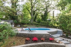 Outdoor pool - Hilltop Retreat w/ Pool, Games & Sunroom (Woodlawn)
