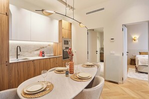 Dining - Superb AC Apartment Center of Paris (Paris)