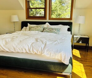 5 chambres, fer et planche à repasser, Wi-Fi, draps fournis