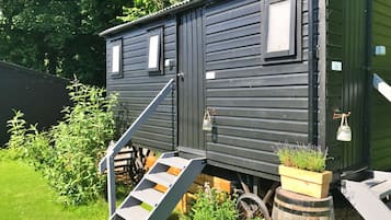 Tent | Bathroom