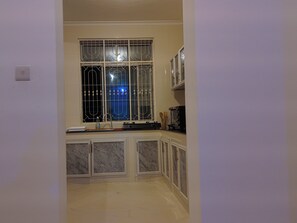 Apartment, 2 Bedrooms, Accessible, Ocean View | Interior