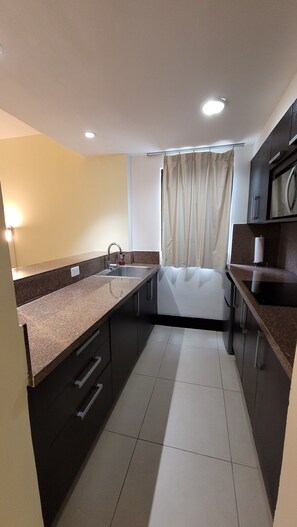 Appartement, 1 chambre, accessible aux personnes à mobilité réduite, fumeurs | Cuisine privée