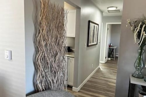 Executive Retreat - Long Term Stay - 3 Bedroom Condo