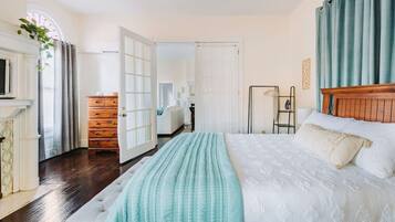 Desk, iron/ironing board, travel crib, free WiFi
