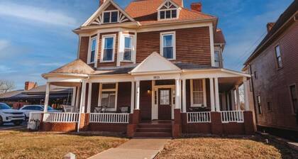The Central Stay on Main 1b/1bth
